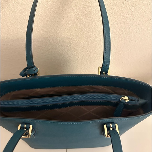 Michael Kors Purse - Picture 2 of 2